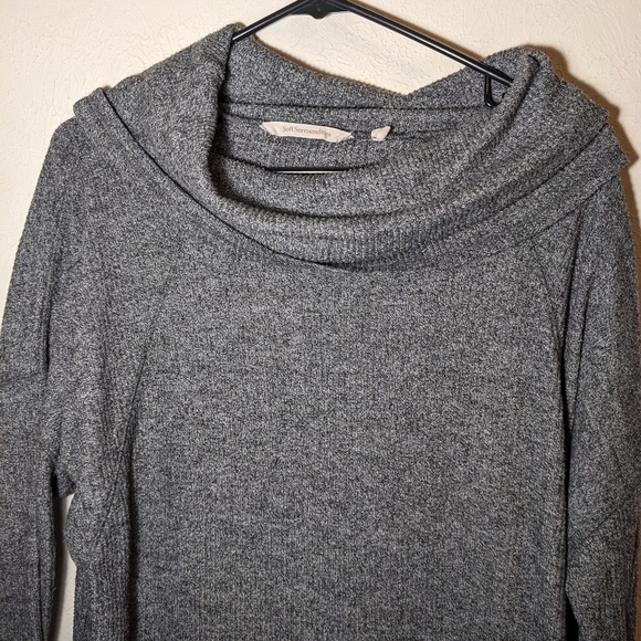 Soft Surroundings cowl neck kangaroo pocket sweatshirt - Picture 3 of 10
